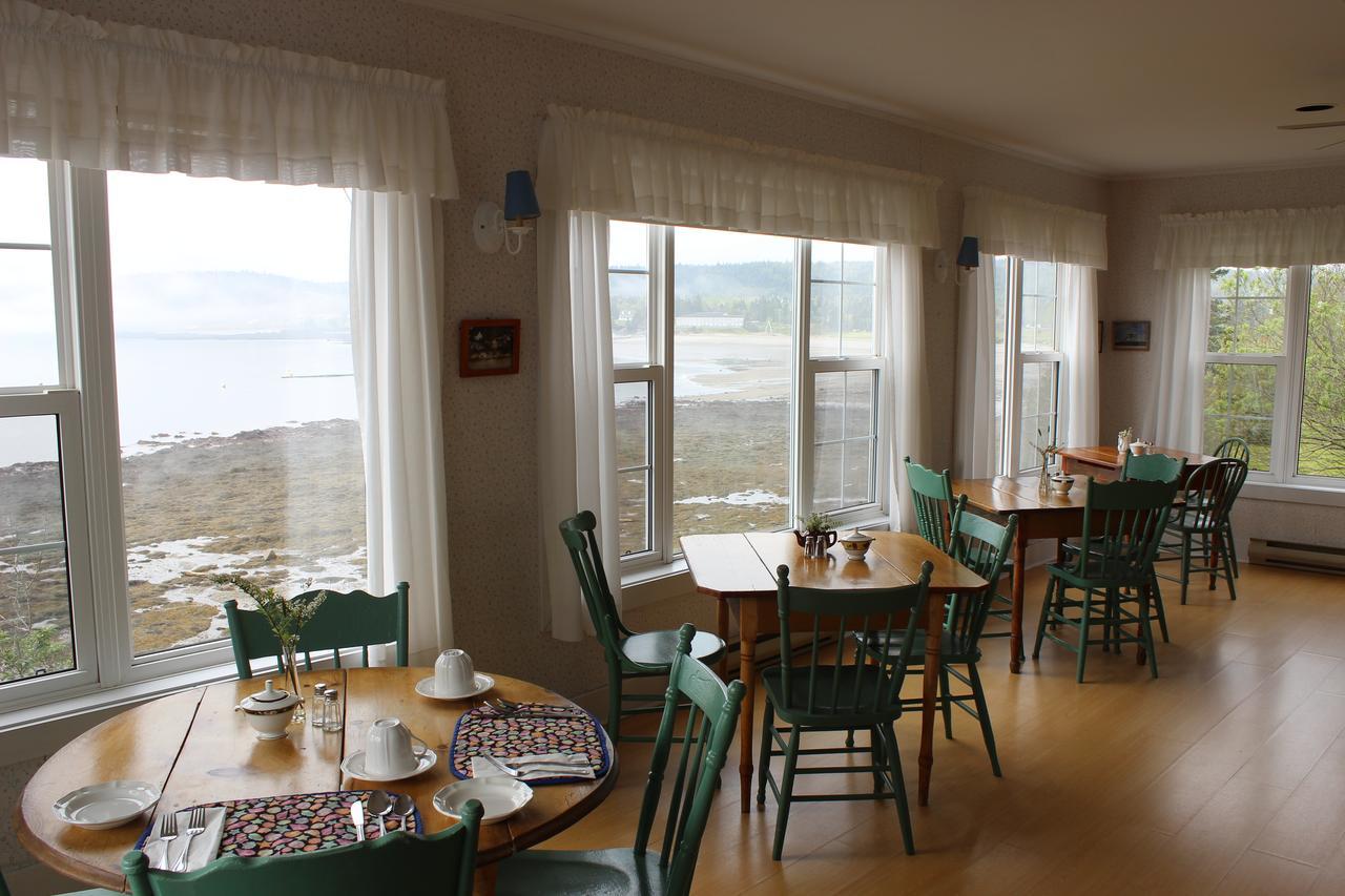Compass Rose Heritage Inn North Head エクステリア 写真