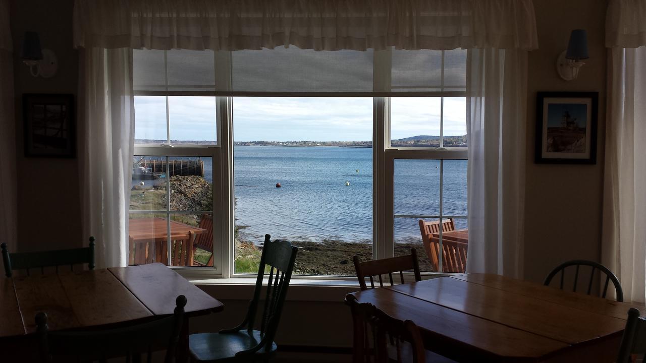 Compass Rose Heritage Inn North Head エクステリア 写真